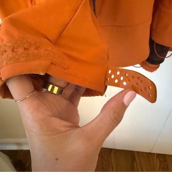 Vintage Patagonia Technical Storm Jacket - Rare Pumpkin Orange - Size XL - Picture 3 of 11
